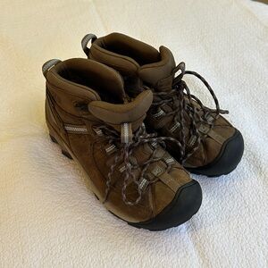 Keen Targhee II Waterproof Hiking Shoes